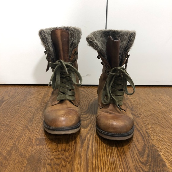 Steve Madden Shoes - Steve Madden | Brown combat boots, size 6